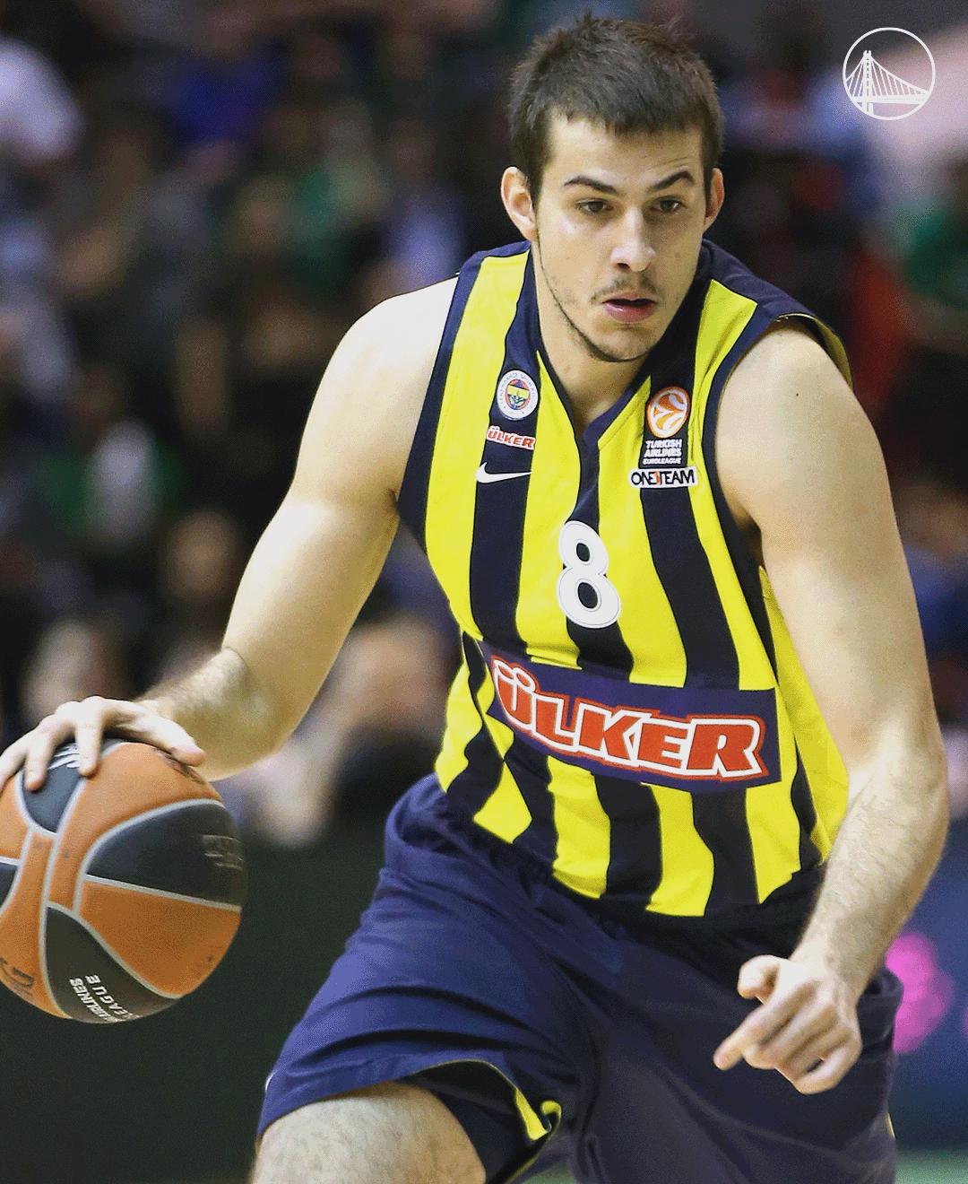 转会期突围战来临，金州勇士围绕西甲再遭质疑，信心回归，年轻球员得到机会的简单介绍